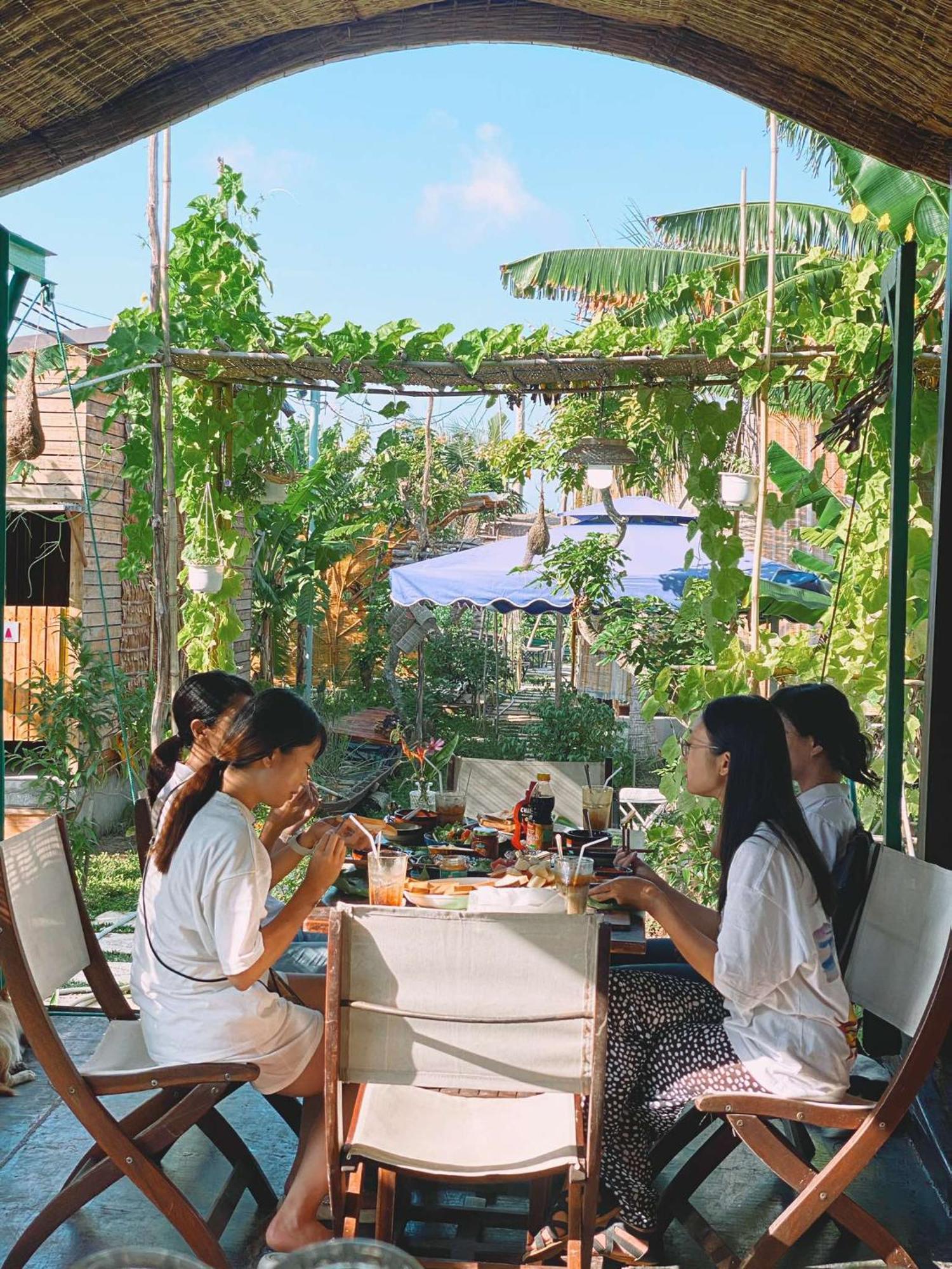 The Local Homestay Con Son Cần Thơ Exterior foto